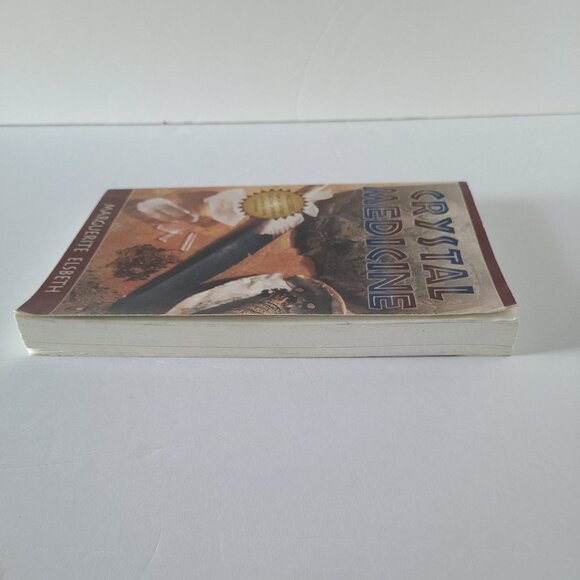 CRYSTAL MEDICINE BY MARGUERITE ELSBETH- PAPERBACK-264 pages from 2002 - Picture 6 of 8